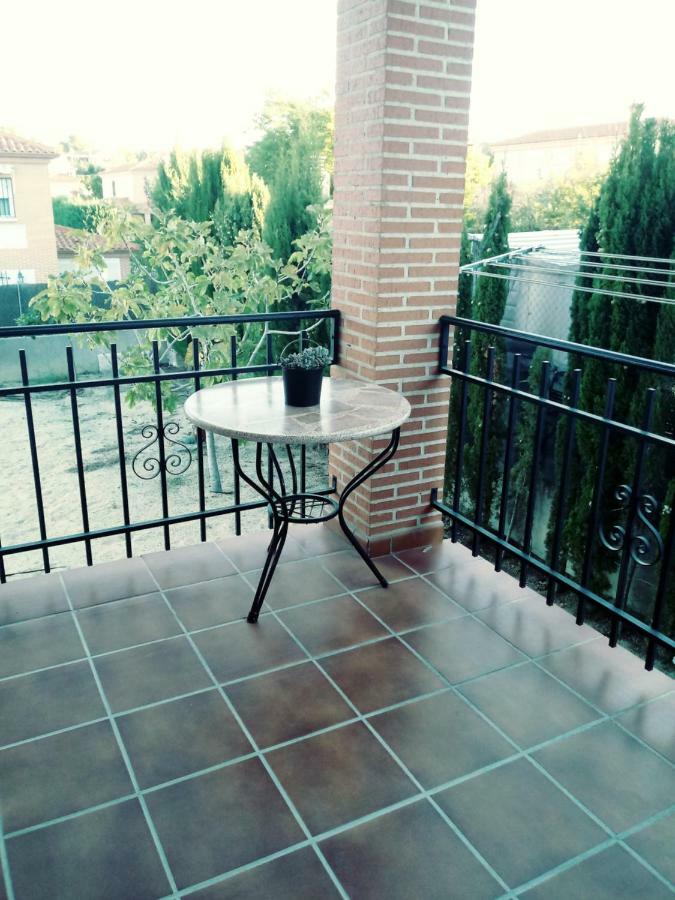 Alondra Villa Olias del Rey Bagian luar foto